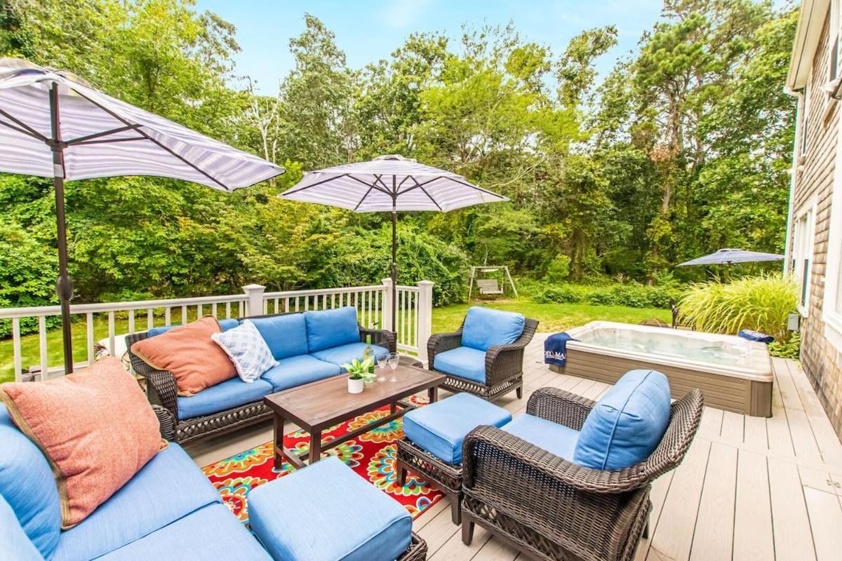 Two Decks Hot Tub Patio Near Grays Beach Villa Yarmouth Port Kültér fotó